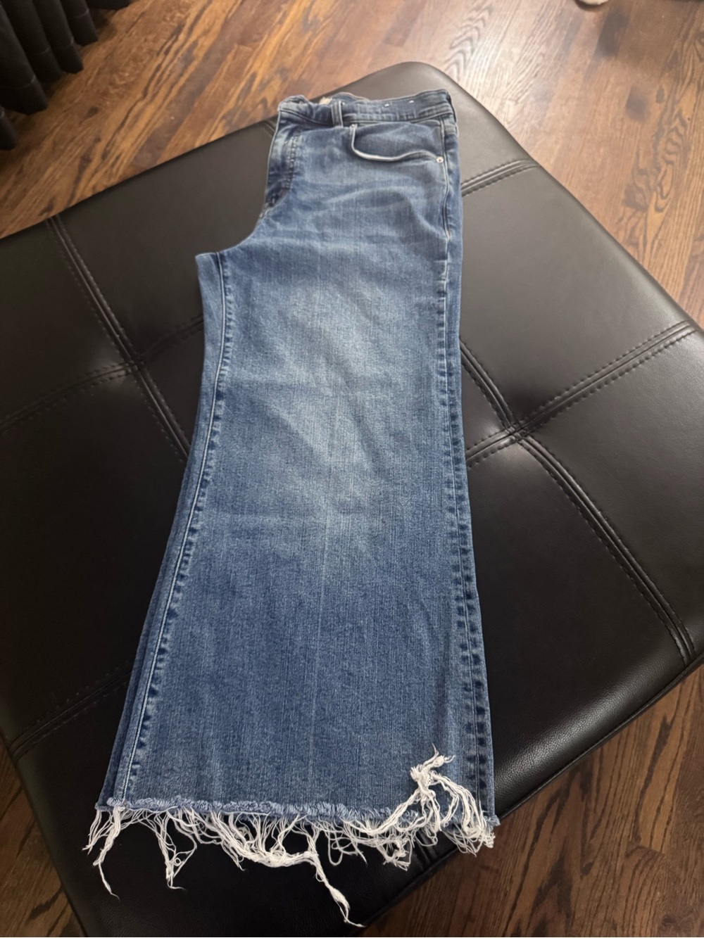 Madewell Flared Wide leg ankle Frayed Hem Jeans Petite